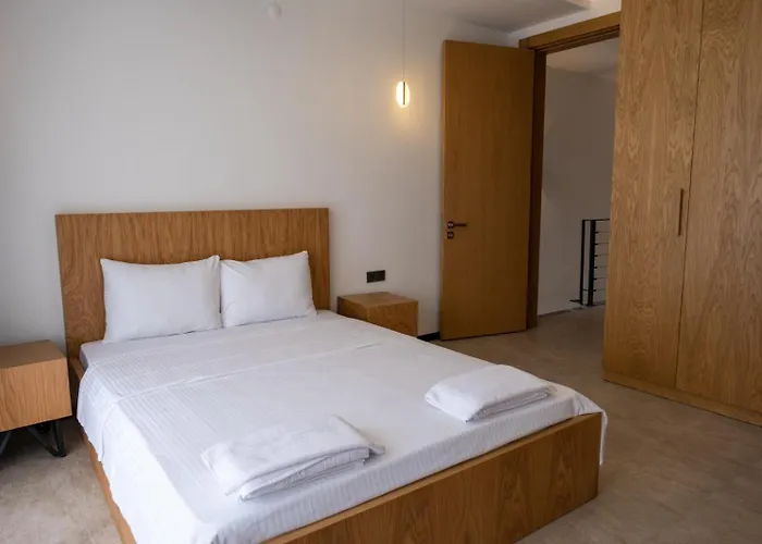 Merkez Sueper Lueks * Cesme