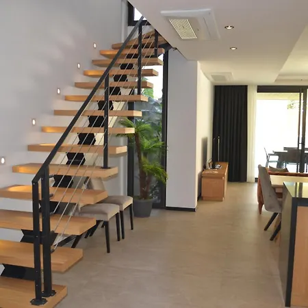 Merkez Süper Lüks Villa